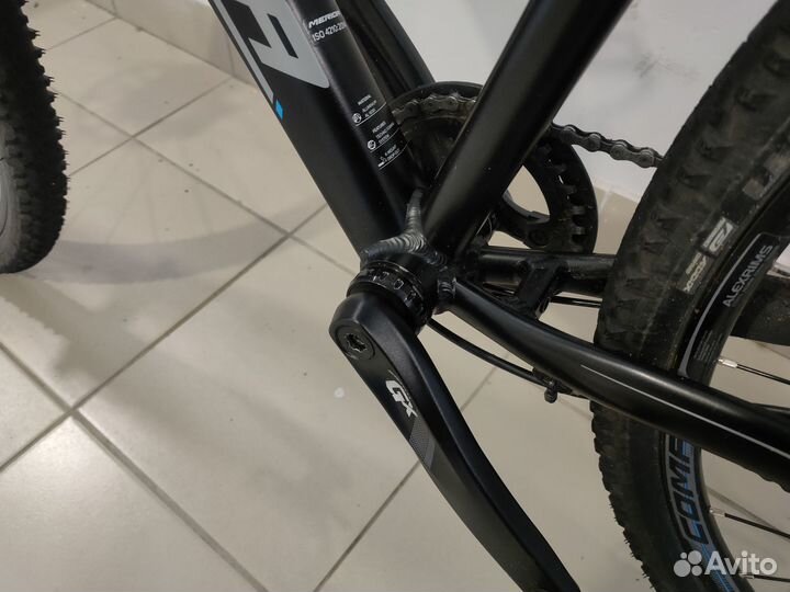 Гибридный велосипед Merida Crossway 500 (L) (2017)