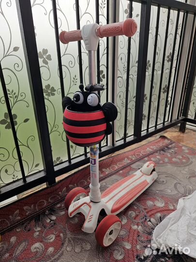 Самокат детский трехколесный