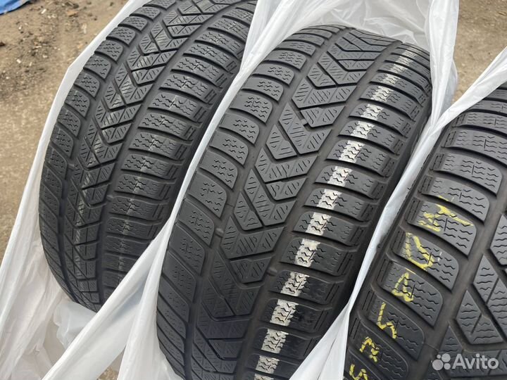 Pirelli Scorpion Winter 235/50 R18