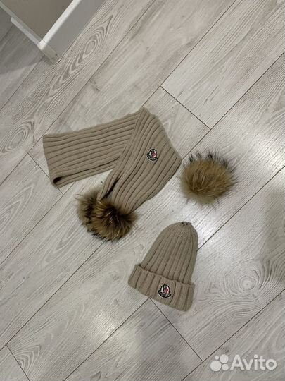 Шапка и шарф moncler