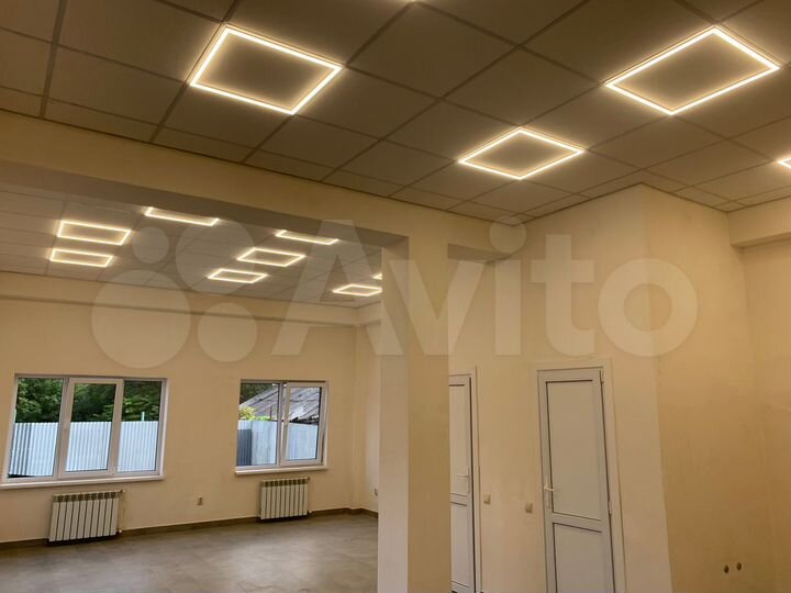 Торговая площадь, 55 м²