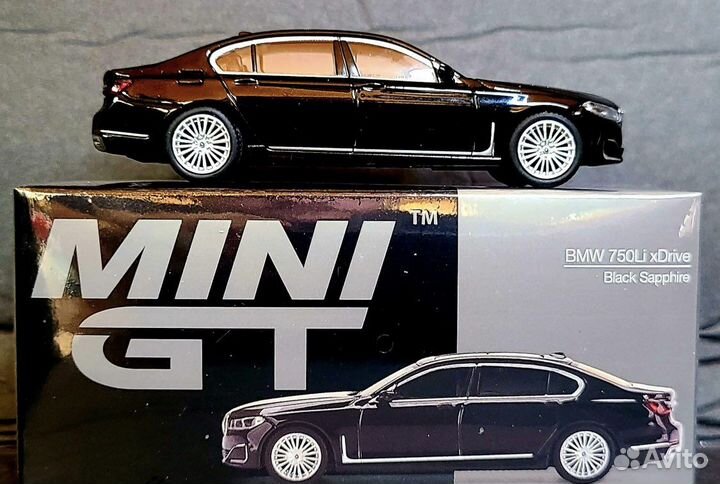 Mini GT 1:64 Bmw 750Li xDrive