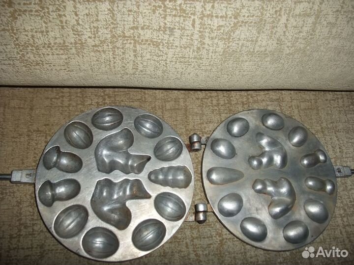 Орешница и сердечки для шоколада