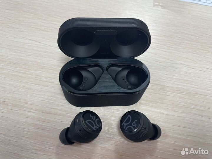 Беспроводные наушники Bang & Olufsen Beoplay E8 Sp