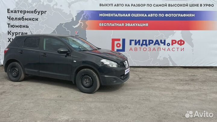 Переключатель регулировки зеркала Nissan Qashqai