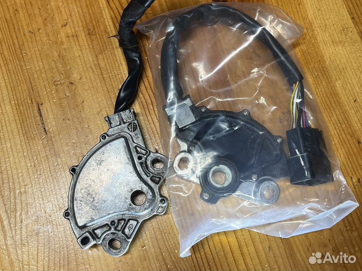 Ингибитор АКПП Mitsubishi Pajero