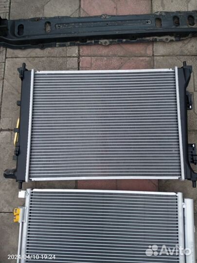 Радиатор Kia Rio 3