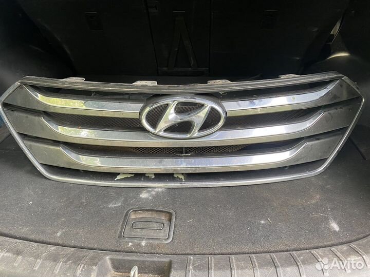 Решетка радиатора Хендай Санта фе 3 дорестайлинг