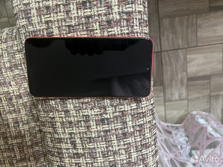 Samsung Galaxy A10, 2/32 ГБ