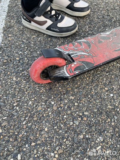 Трюковой самокат