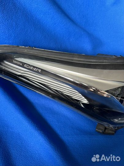 Фары на C-HR 2017