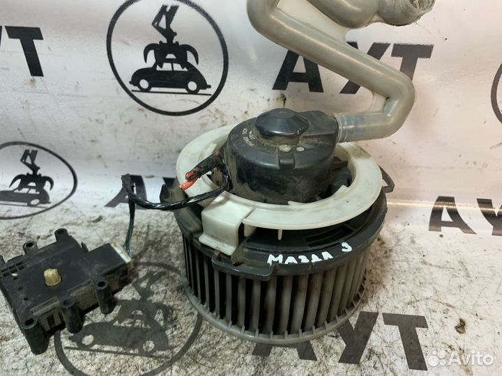 Мотор отопителя Мазда 3