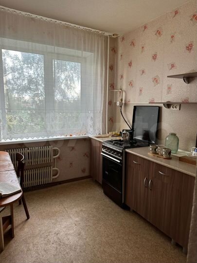 2-к. квартира, 48 м², 3/9 эт.