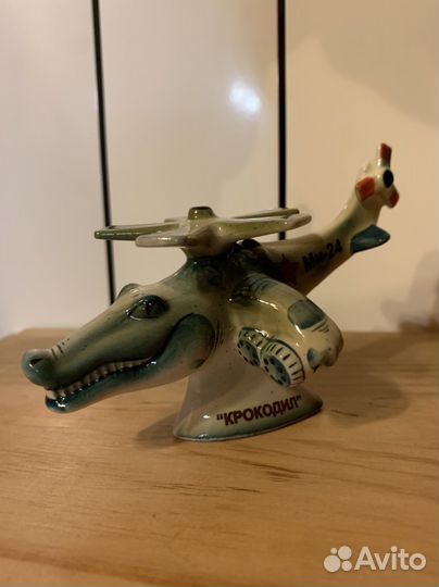 Фигурка ми-24 “Крокодил» (гжель)
