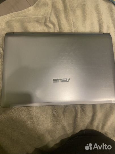 Ноутбук asus