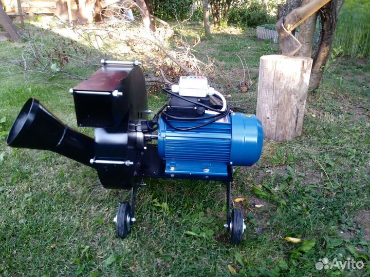 Садовый измельчитель веток, щепорез