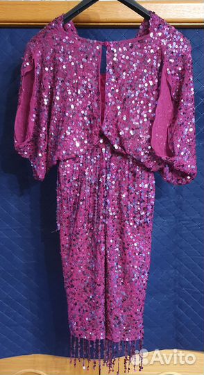 Вечернее нарядное платье с пайетками