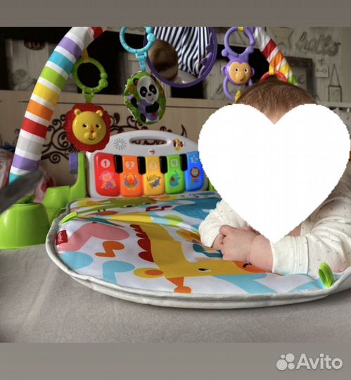 Развивающий коврик fisher price с пианино