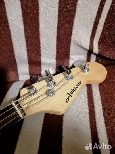 Бас гитара Ashtone Presicion Bass