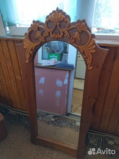 Зеркало настенное