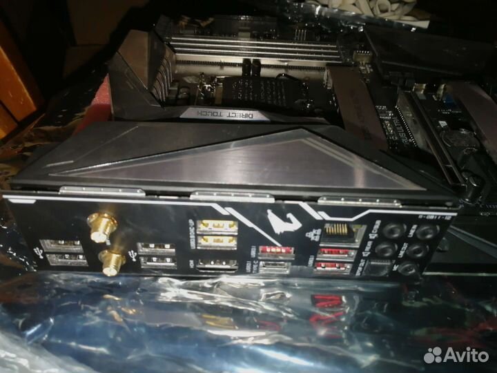 Материнская плата z390