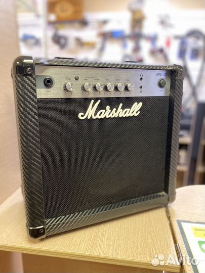 Комбоусилитель Marshall mg15cf