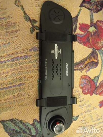 Digma freedrive 404 авторегистратор зеркало