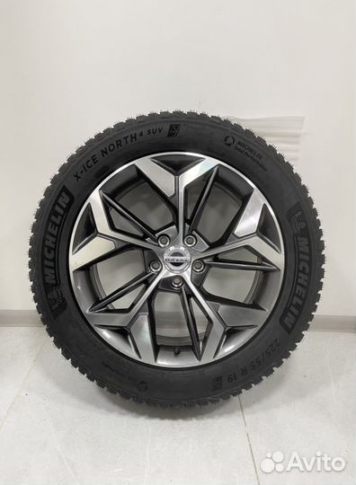 R19 Michelin X-Ice North 4 SUV 225/55, PCD 5x114.3 DIA 65.1