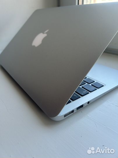 Apple MacBook Air 11 a1465