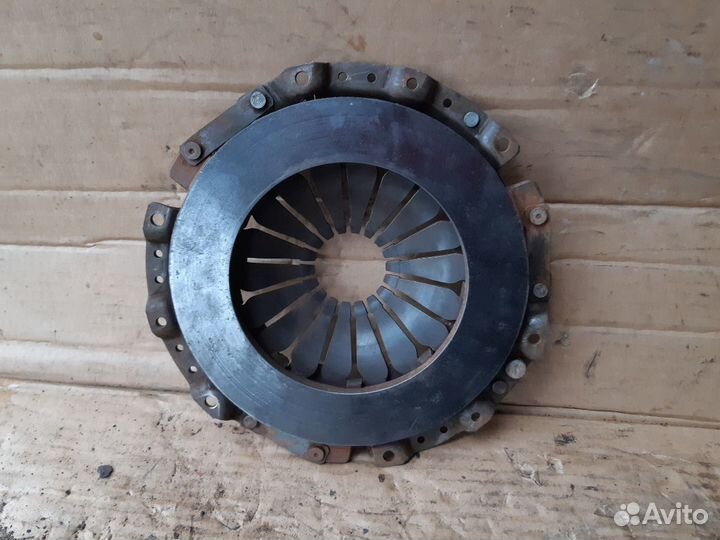 Корзина сцепления Фольксваген Т4 v1.9D 1X