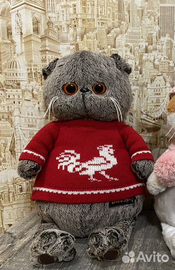 Кот Басик в кофте с петушком 30см+ лапки