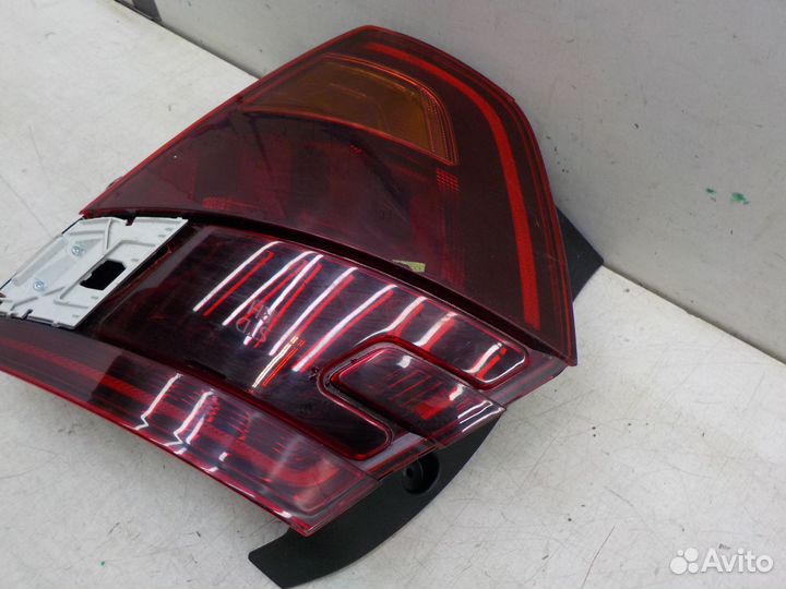Б/У Фонарь задний правый Hyundai Creta 2021