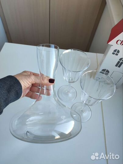 Декантер для вина + два фужера