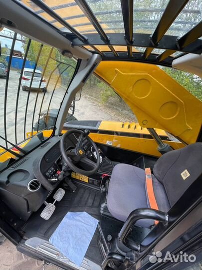Телескопический погрузчик JCB LOADALL 531-70, 2021
