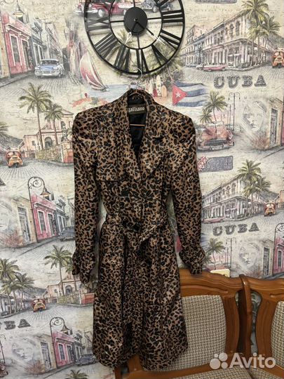 Плащ Гальяно