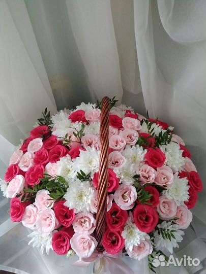 Букеты и торты из конфет