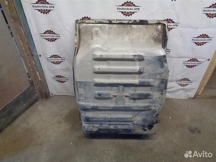 Ниша запасного колеса VW Passat (B6) 2005-2010