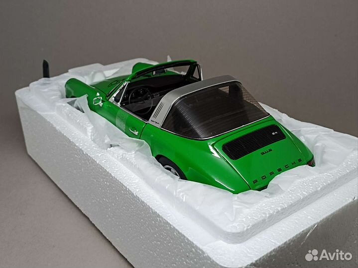 Porsche 911 S Targa 1:18 Schuco