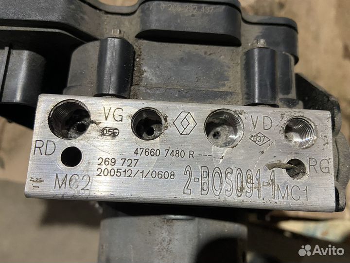 Блок ABS Рено Каптюр 2021