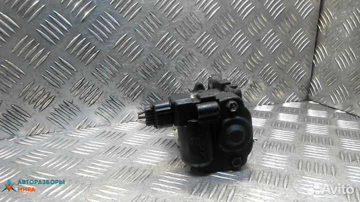 Заслонка дроссельная Toyota Avensis 261000R010