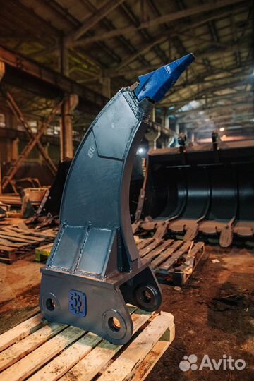 Однозубый рыхлитель для экскаватора