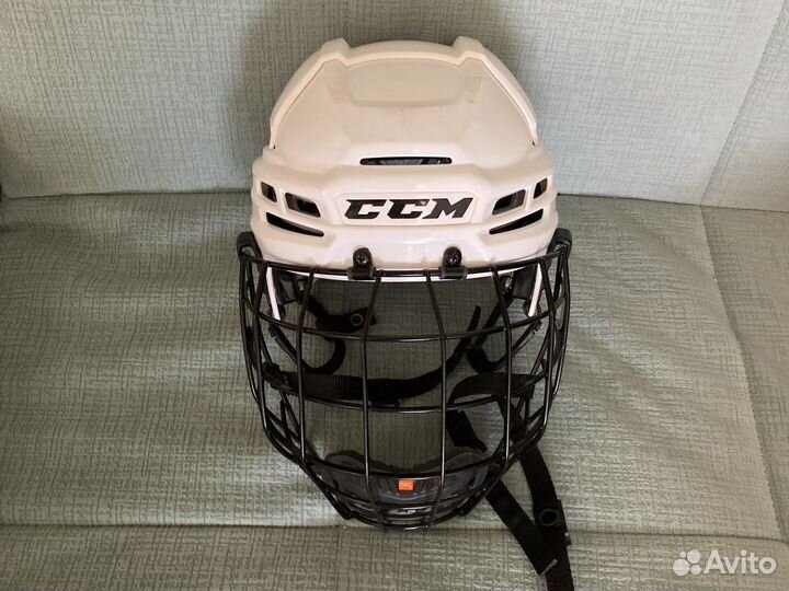 Хоккейный шлем ccm 910