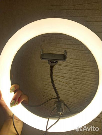 Кольцевая лампа 33 см без штатива