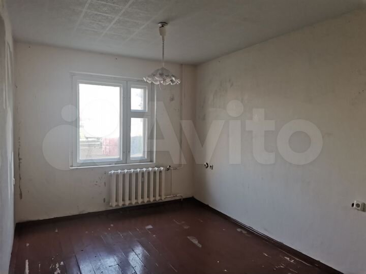2-к. квартира, 52 м², 1/9 эт.