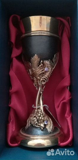 Подарочный бокал (кубок)
