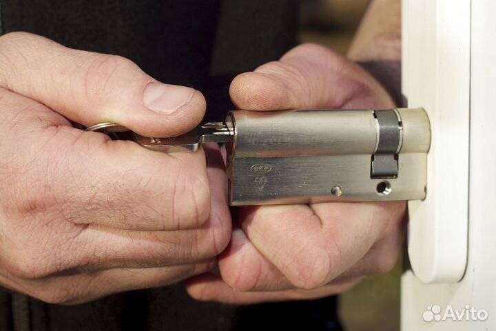 Установка, замена, ремонт дверных замков и личинок