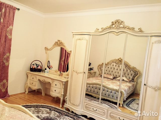 Спальный гарнитур латифа арида. Спальня дагестан мебель лорена. Авито хасавюрт мебелью. Спальная мебель за 70тыс. Спальный гарнитур констанция арида.