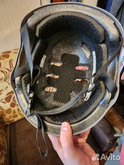 Велошлем bell