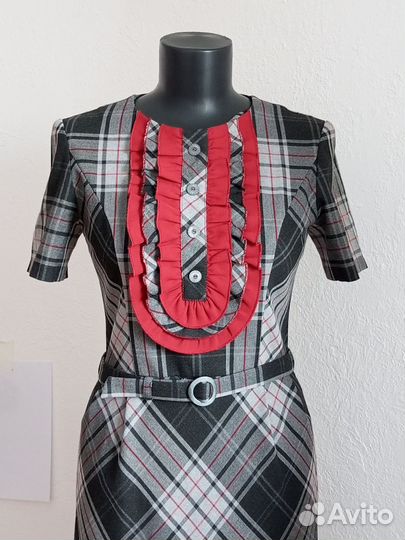Новое серое платье футляр в клетку Винтаж Италия