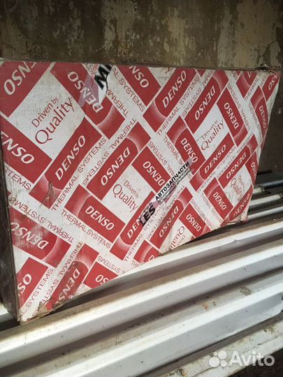 Радиатор системы охлаждения toyota avensis